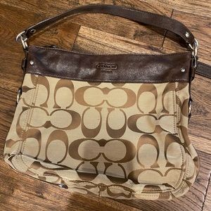 Authentic Coach Hobo